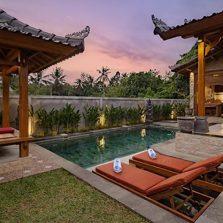Ari Yudha Ubud Villa Exterior photo