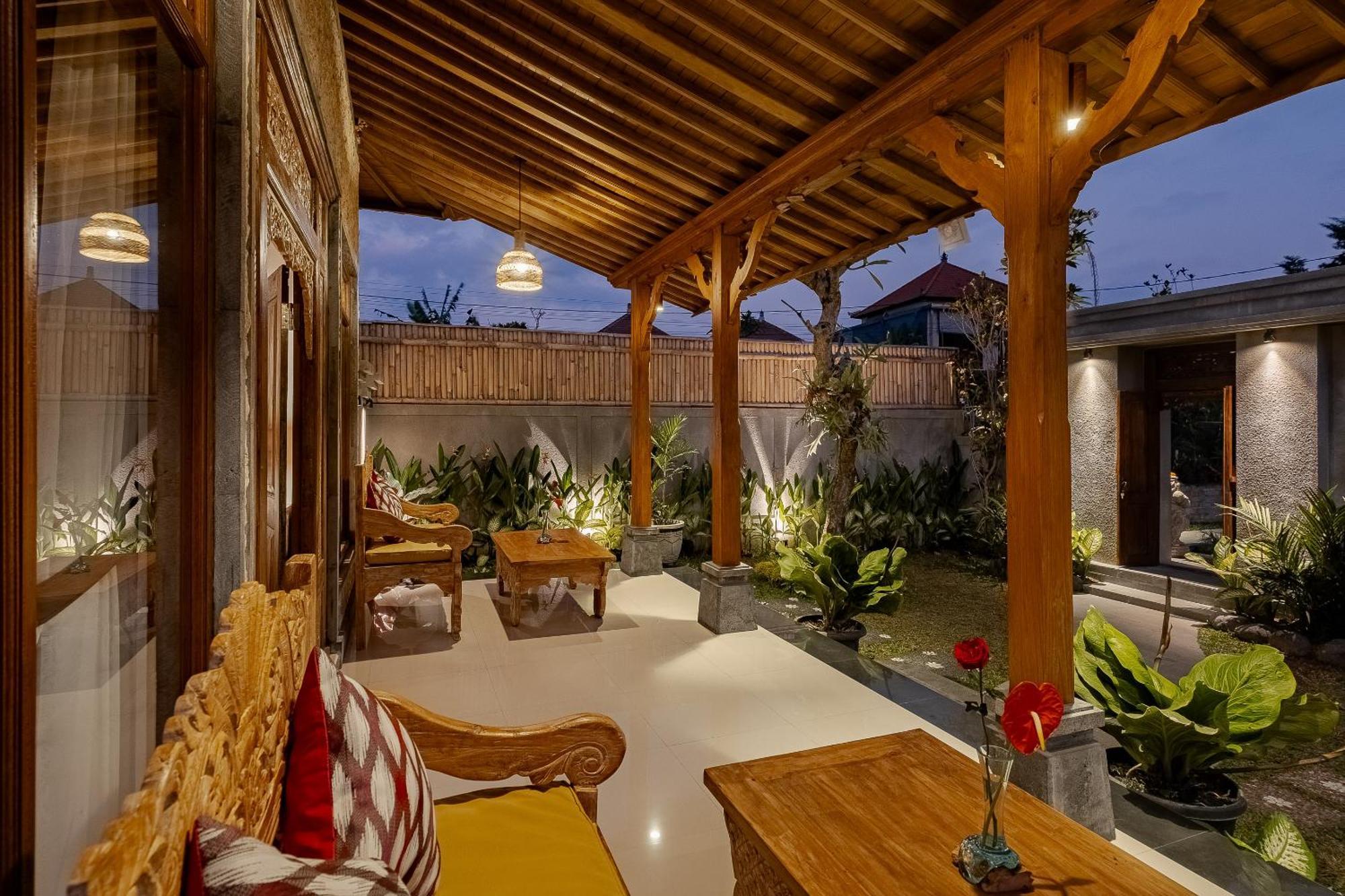 Ari Yudha Ubud Villa Exterior photo