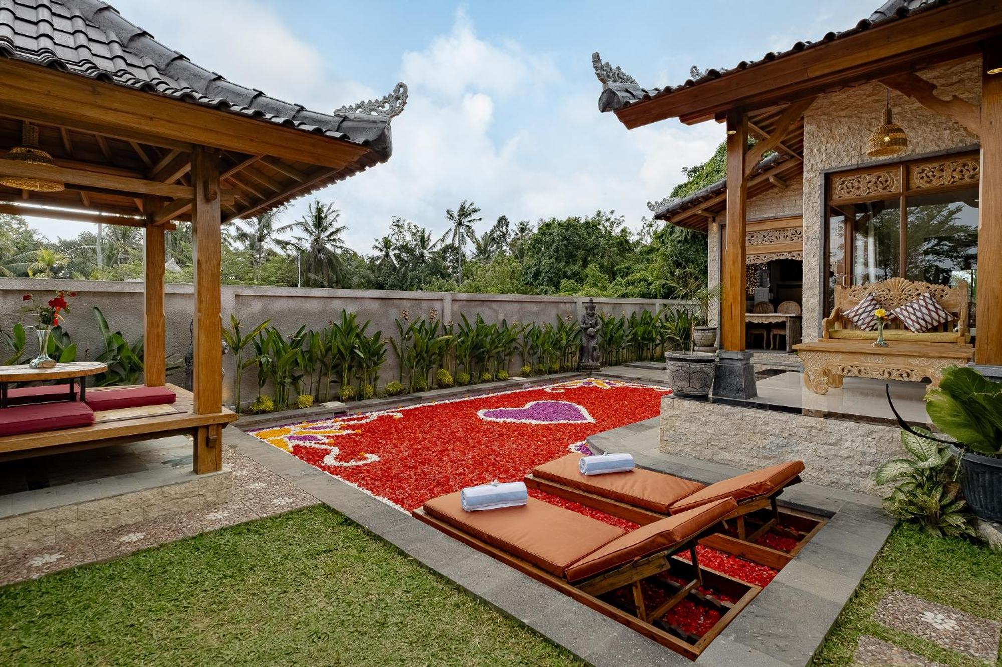 Ari Yudha Ubud Villa Exterior photo
